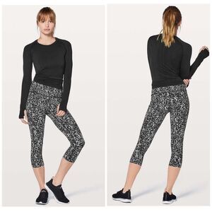 Lululemon Size 2 Crop II Nulux Black Cropped Leggings